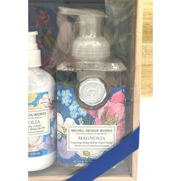 Michel Design Works Magnolia Gift Set Soap, Lotion & Candle in Wooden Box New! - Picture 7 of 10